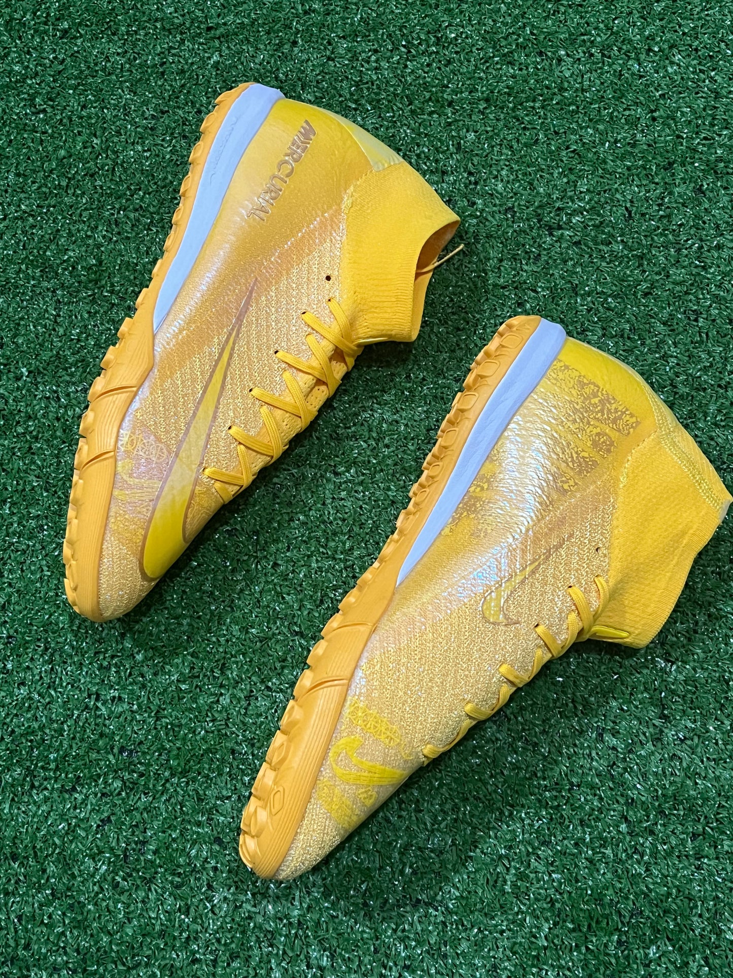 Nike Mercurial Superfly Cosmic TF